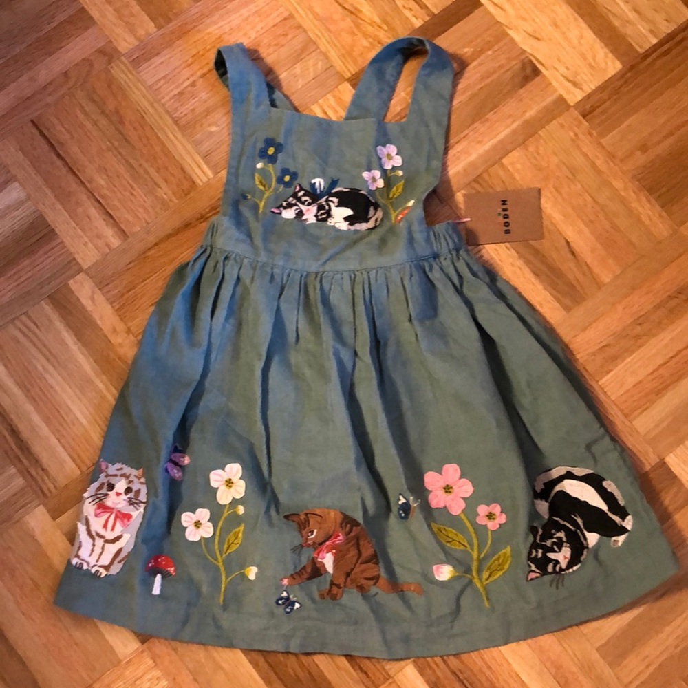 Boden Cord Appliqué pinafore - Green Smoke Cats